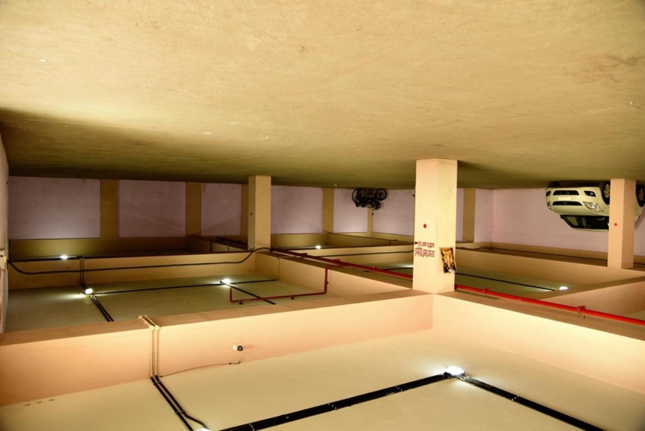 Hotel Chembiyan Pudukkottai Kültér fotó